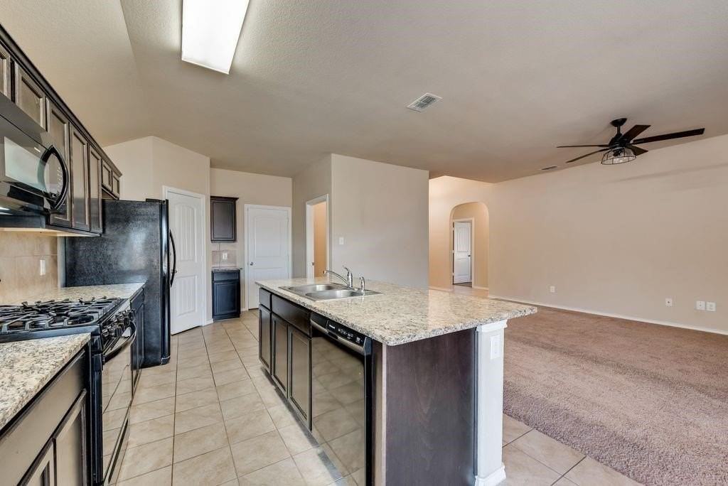 6320 Eagle Pier Way - Photo 7 of 29