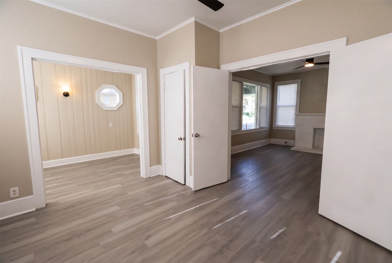 554 Stephenson St - Photo 5 of 15