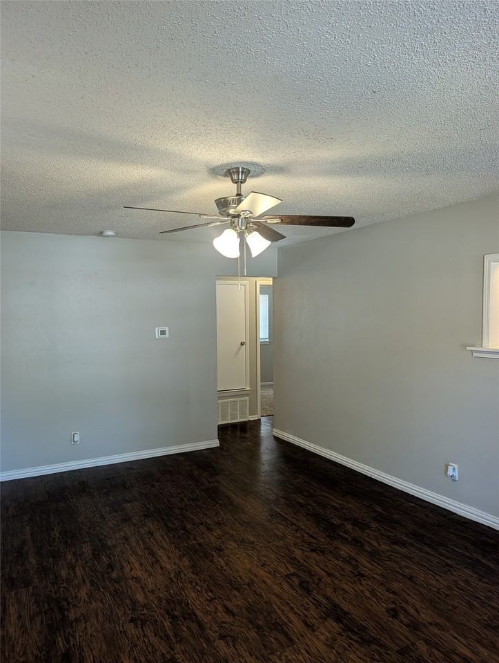5124 Sears Dr - Photo 6 of 18