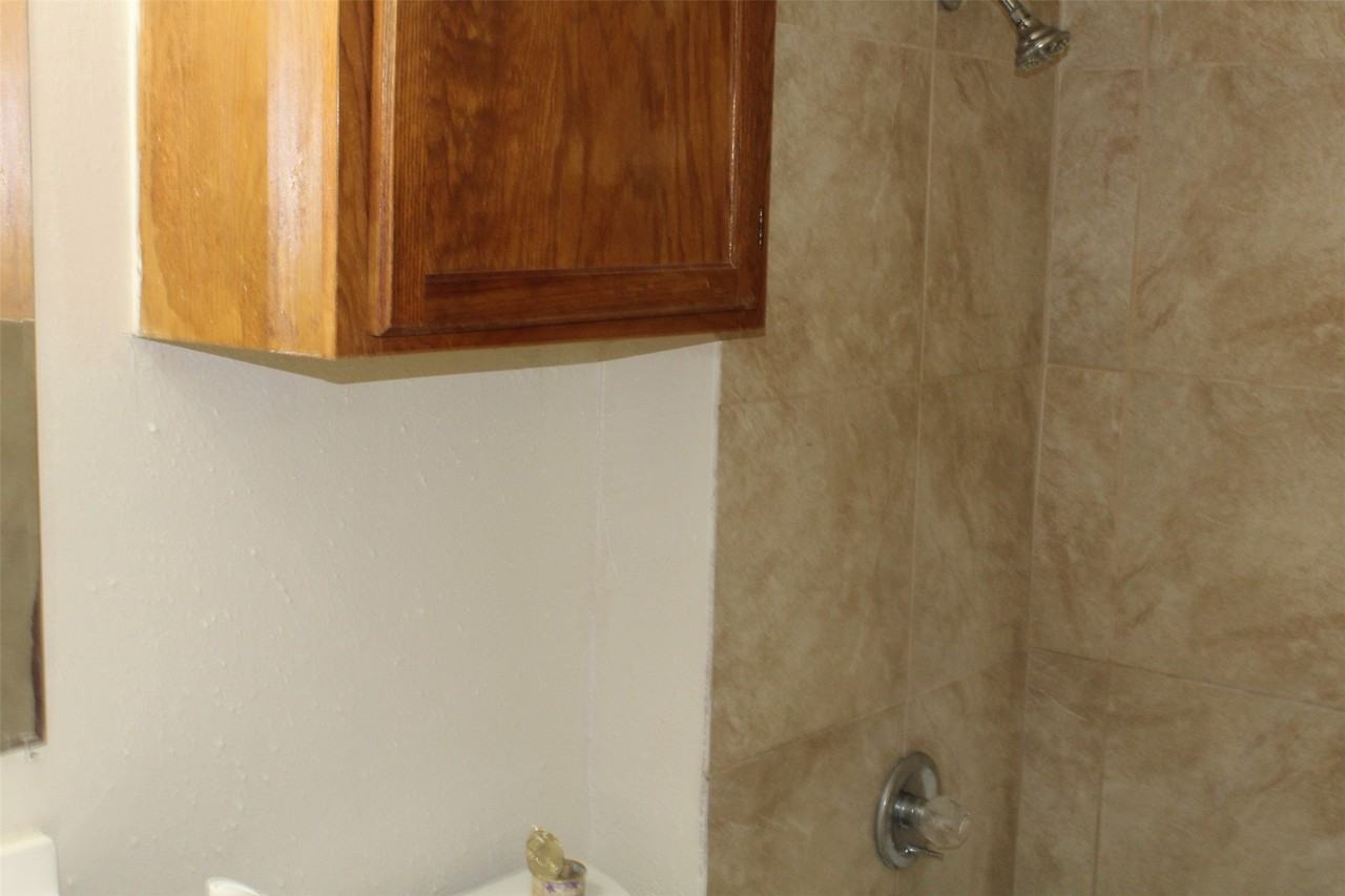 9809 Walnut St #210 - Photo 3 of 24