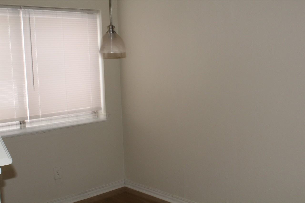 9809 Walnut St #210 - Photo 7 of 24