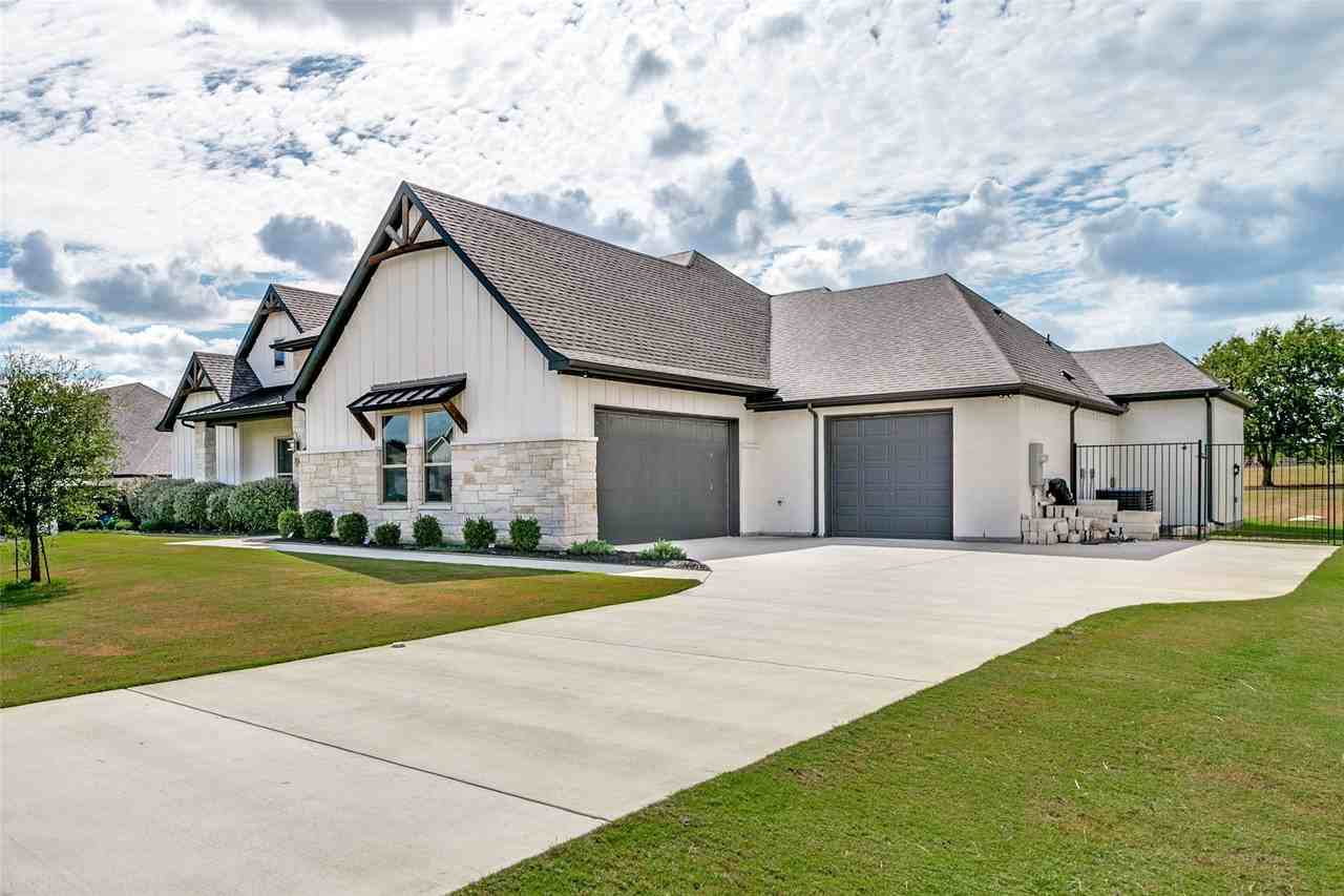 1025 Aledo Ridge Ct - Photo 3 of 31