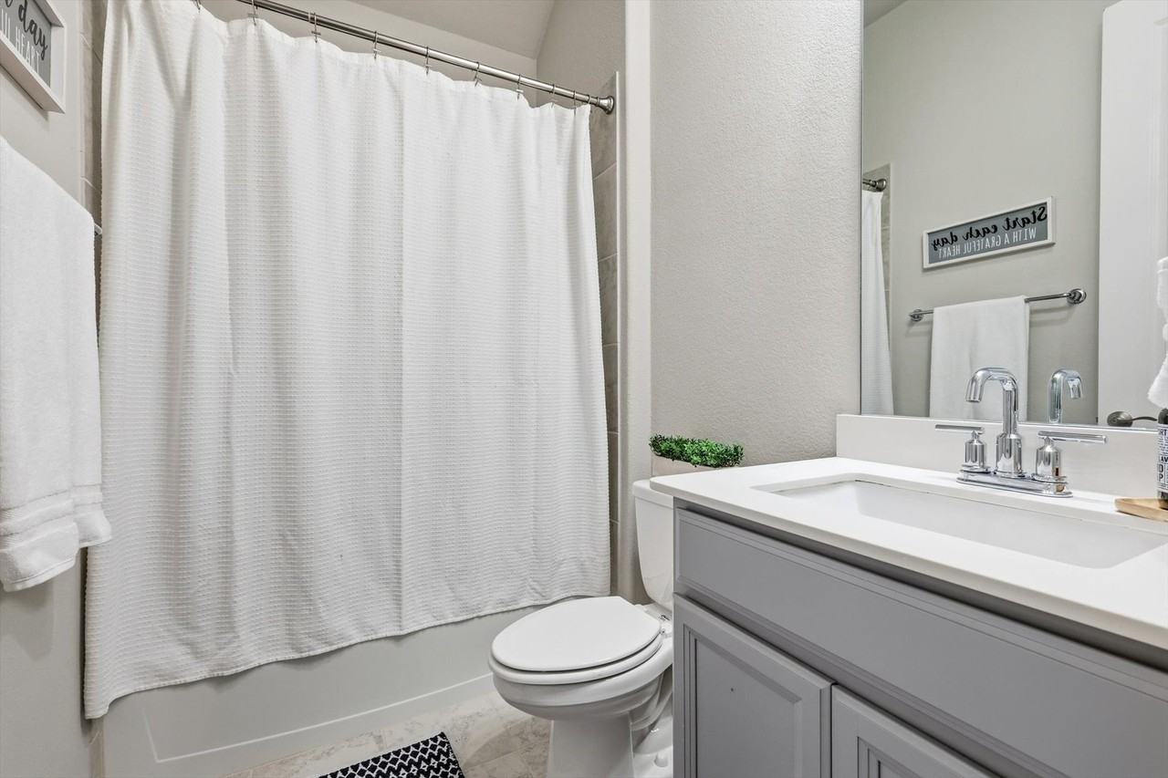2371 Canary Grass Ln - Photo 7 of 36