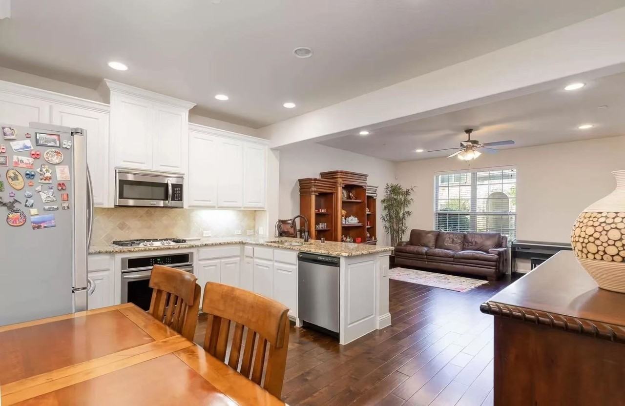 4654C Rhett Ln - Photo 5 of 14