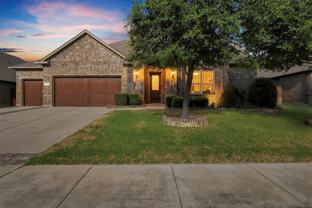 421 Summer Grove Dr - Photo 1 of 1