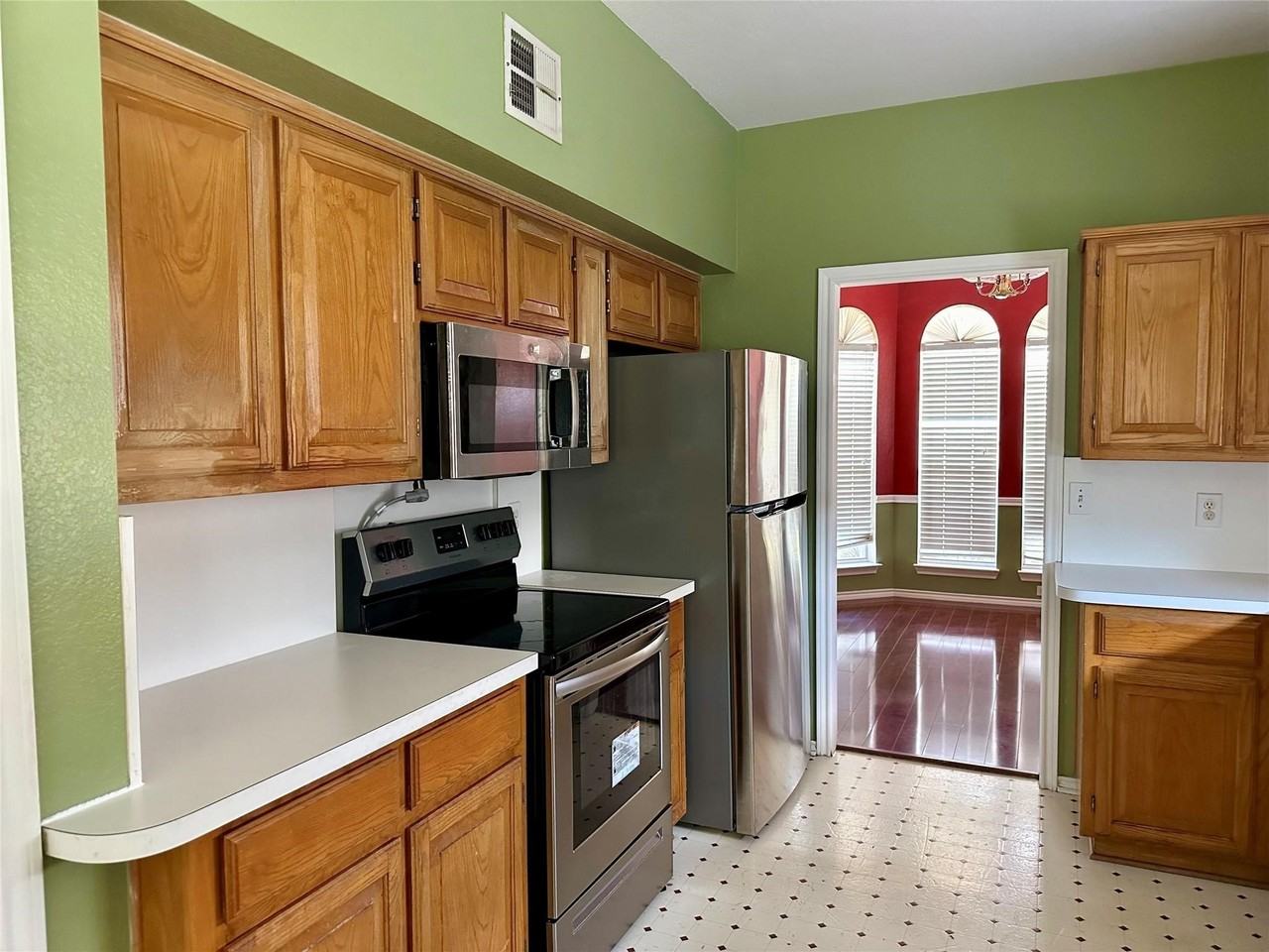 1452 Saint Gallen Ln - Photo 5 of 12
