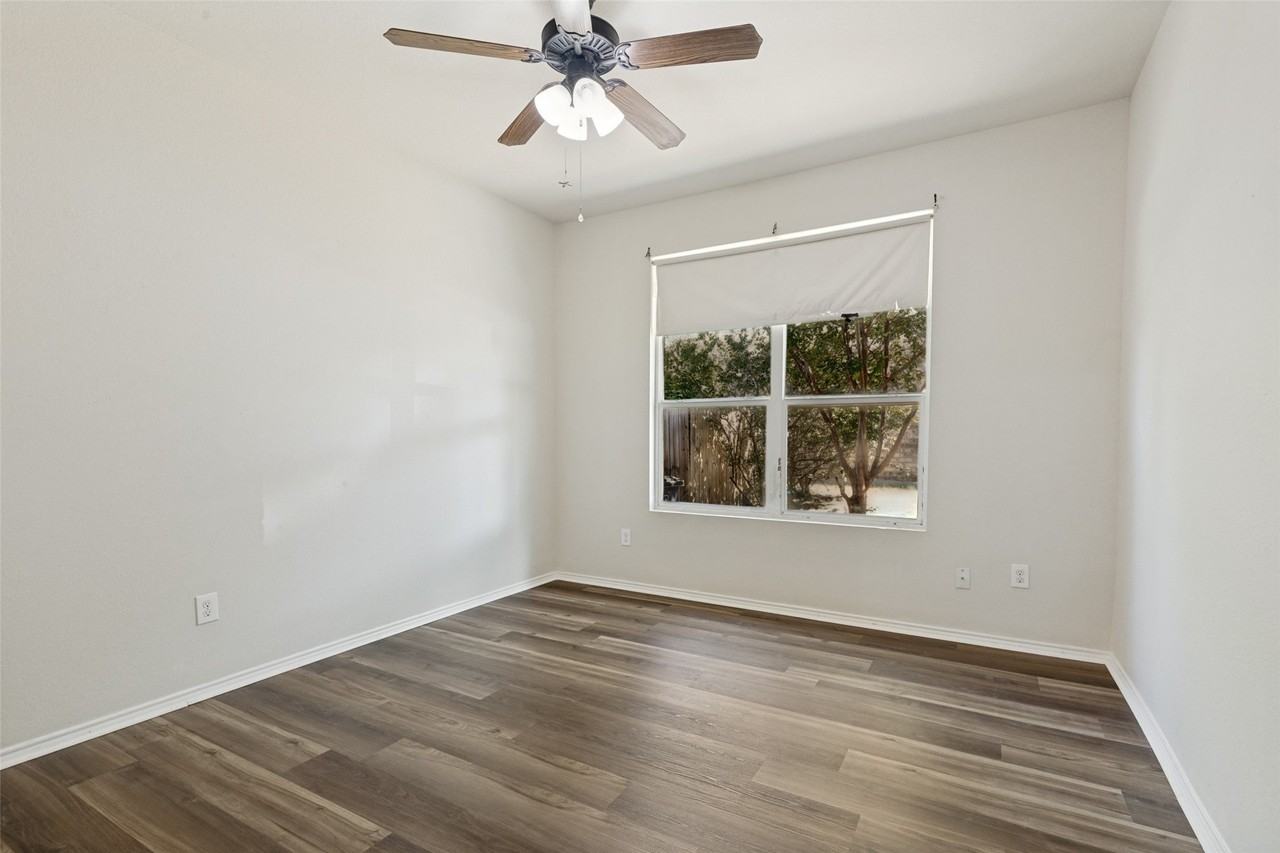 11117 Kenny Dr - Photo 6 of 12