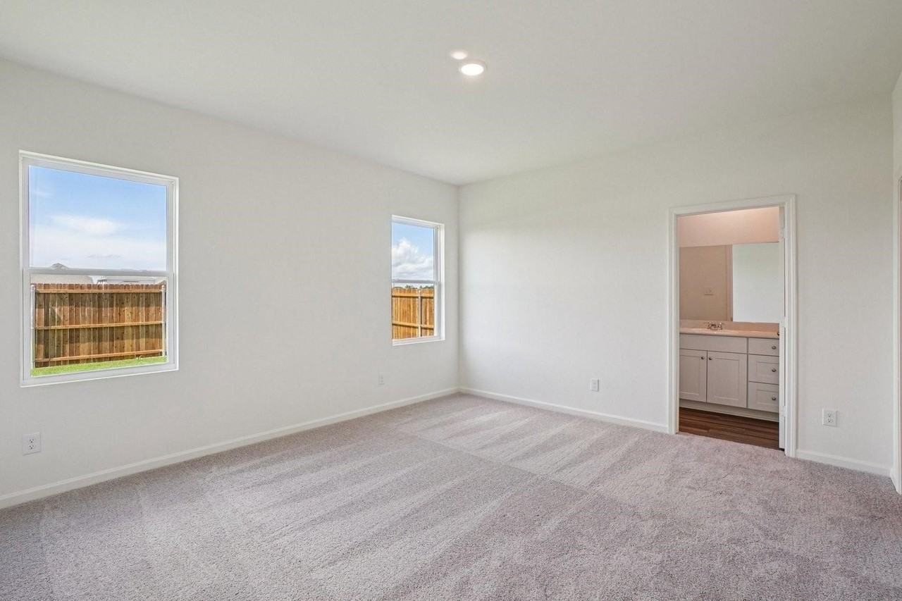 6053 Mojave Dr - Photo 4 of 5