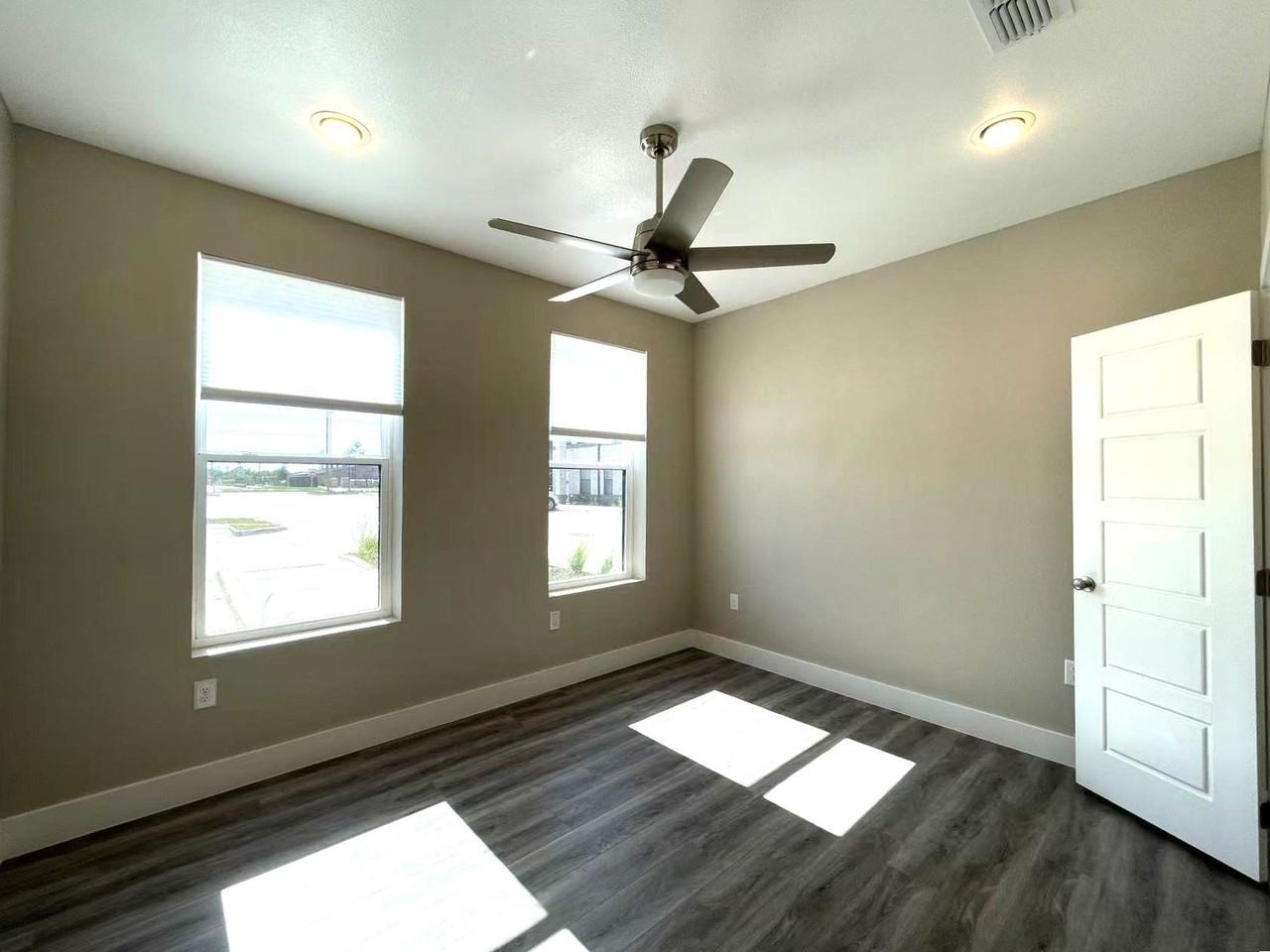 481 Richlands Way #102 - Photo 5 of 16
