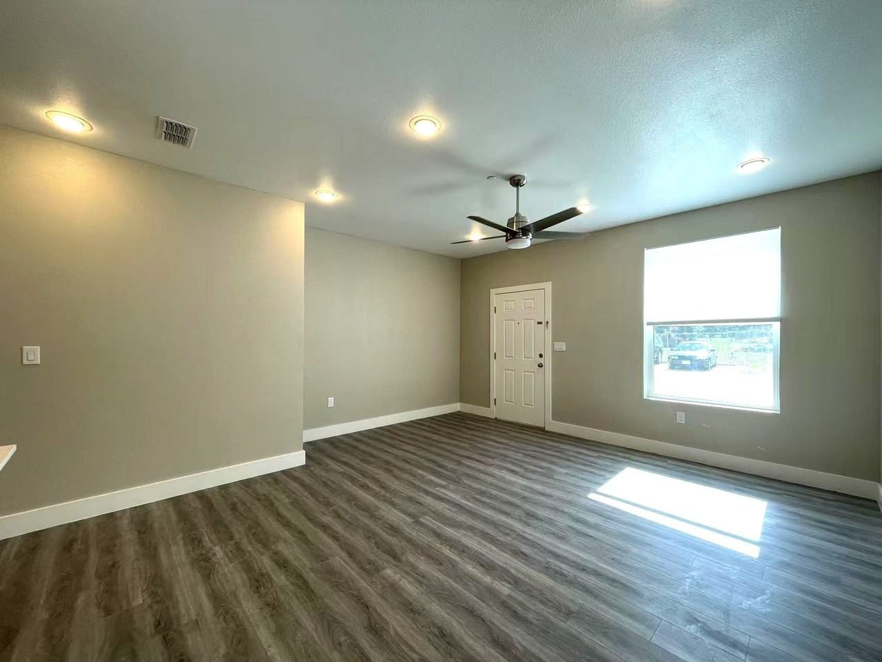 481 Richlands Way #102 - Photo 7 of 16