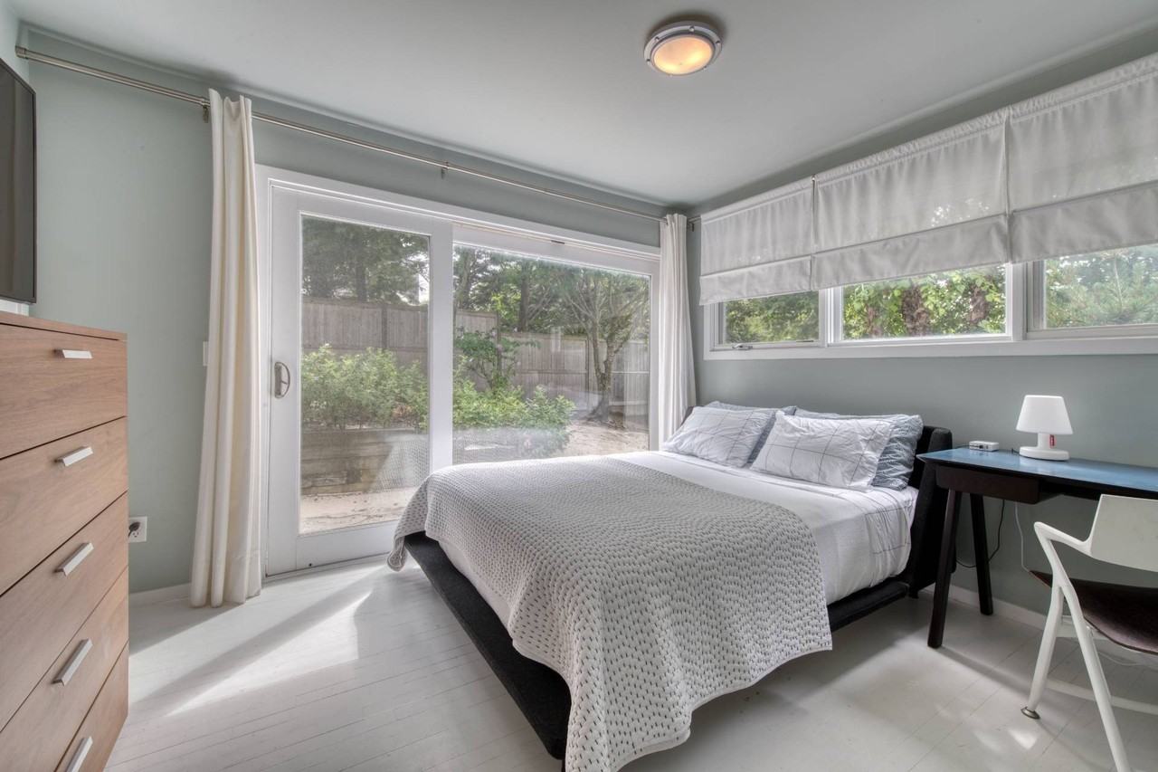79 Maidstone Dr - Photo 6 of 15