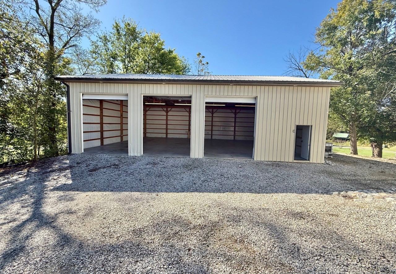 3561 Boundary Way Unit C - Photo 2 of 8
