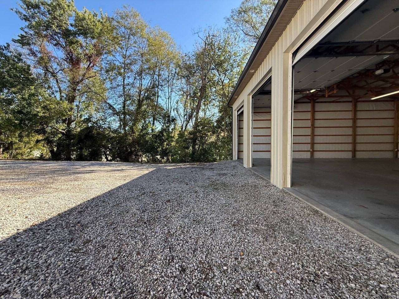 3561 Boundary Way Unit C - Photo 3 of 8