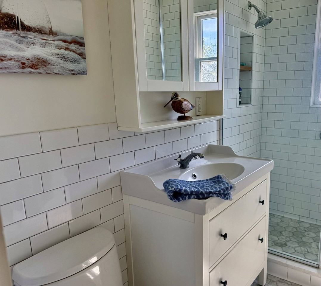 324 Gerard Dr - Photo 5 of 13