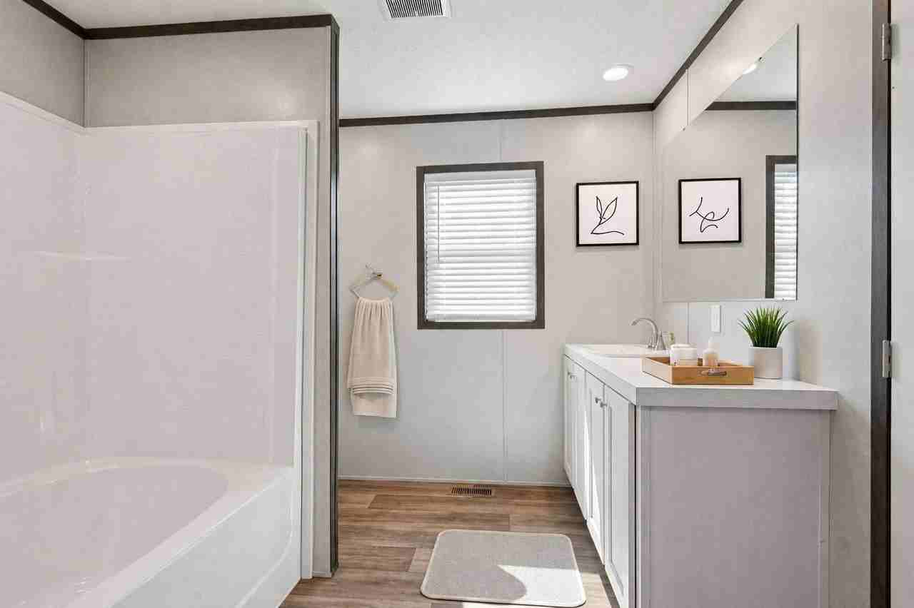 700 Armadillo St - Photo 6 of 11