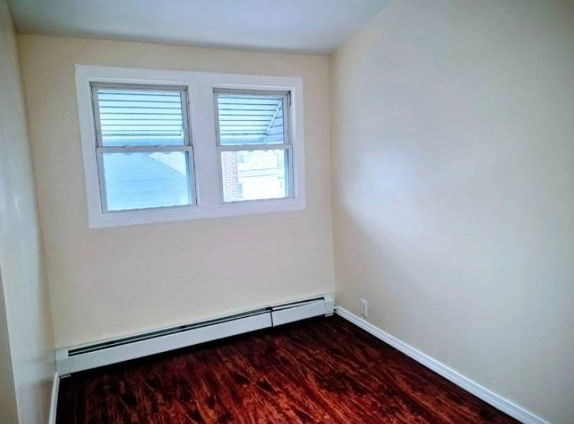 331 Union Ave - Photo 7 of 8