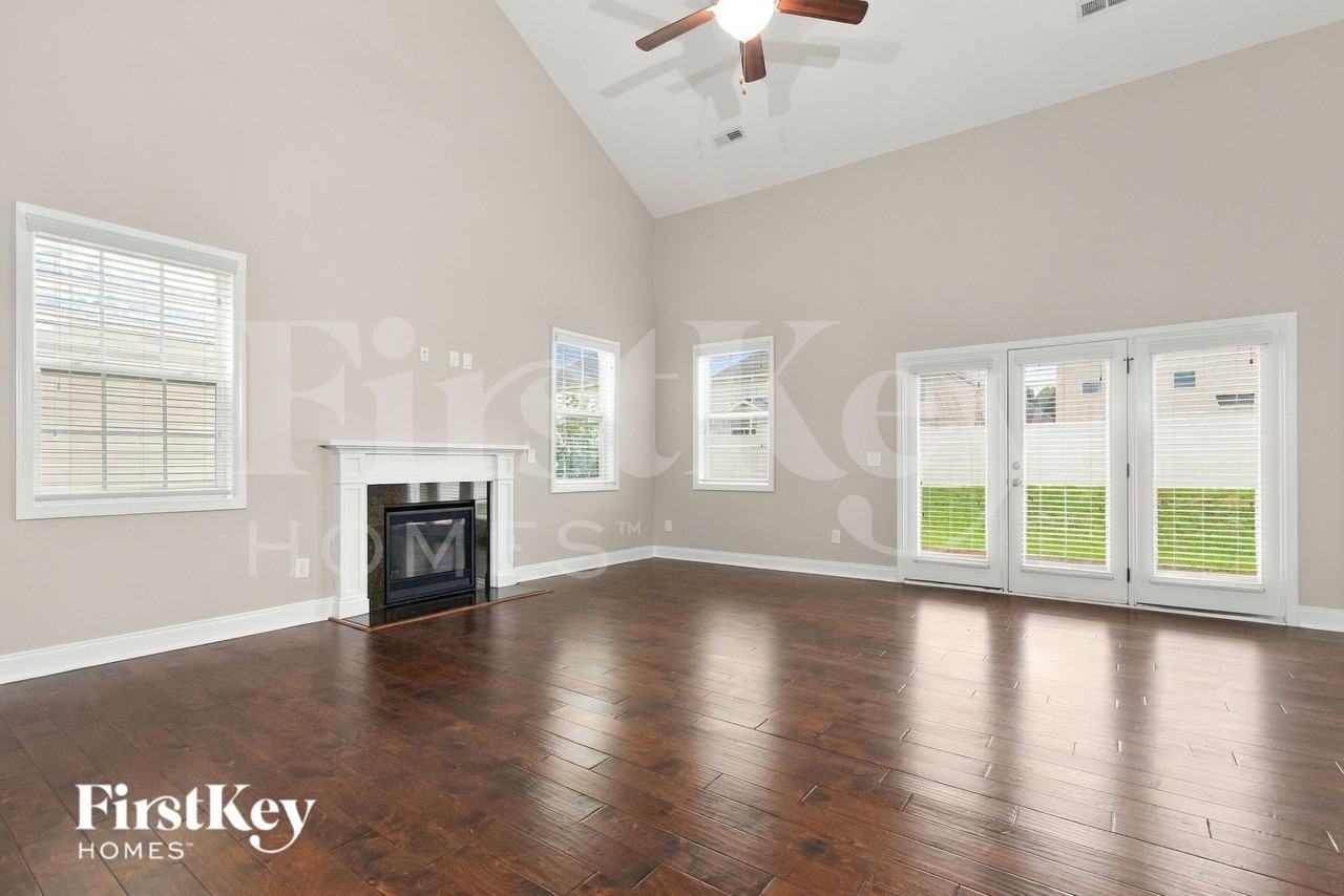 5314 Brookstead Dr - Photo 3 of 19