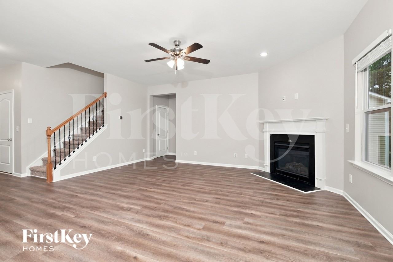 1604 Fern Hollow Trl - Photo 4 of 19