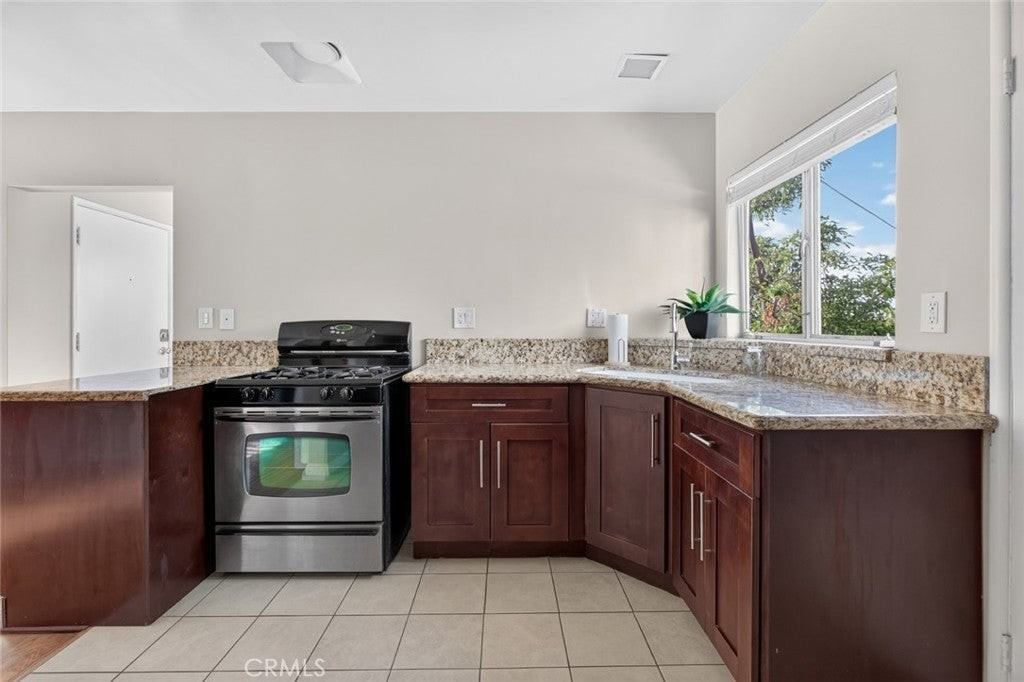 1442 Verd Oaks Dr - Photo 6 of 22