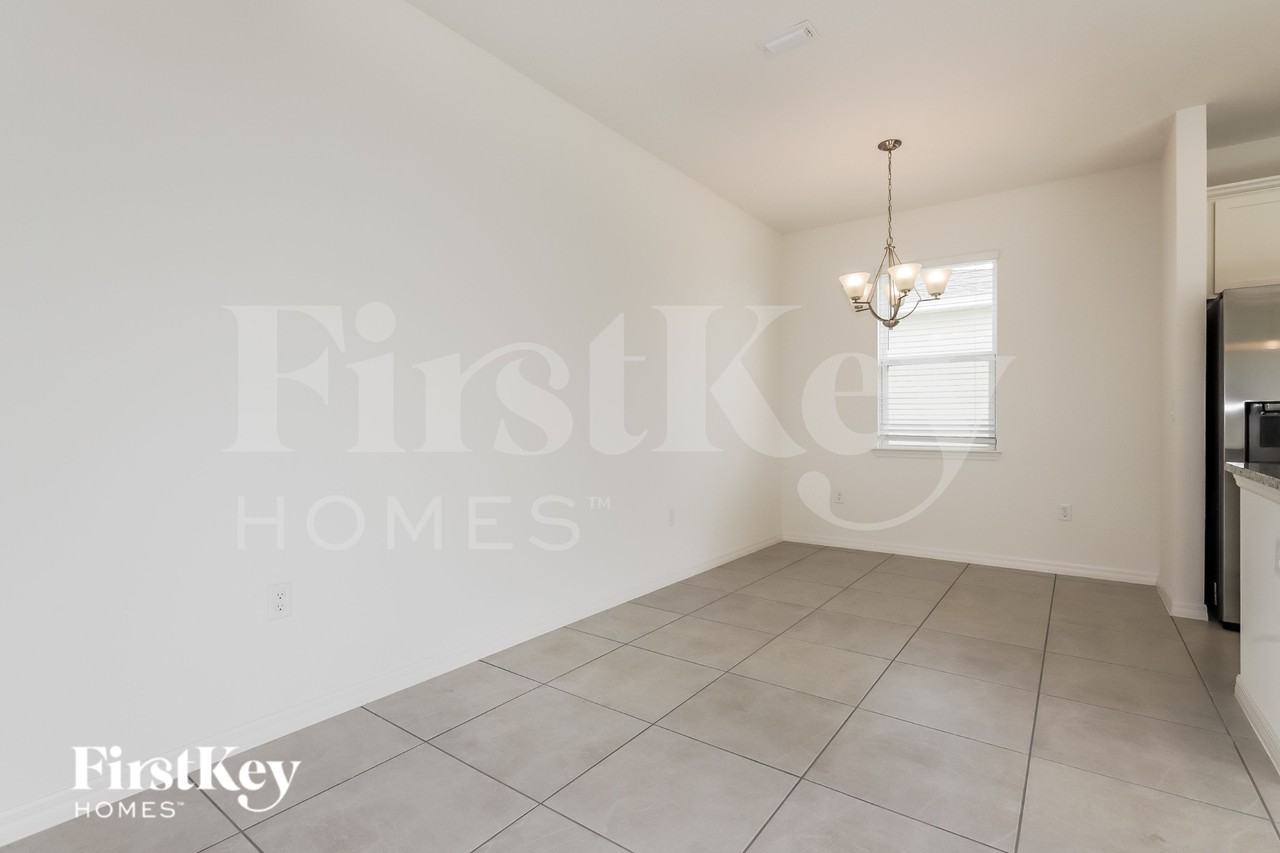 503 Crown Rose Dr - Photo 5 of 16