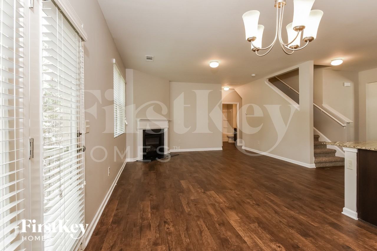 160 Ivey Meadow Dr - Photo 3 of 18
