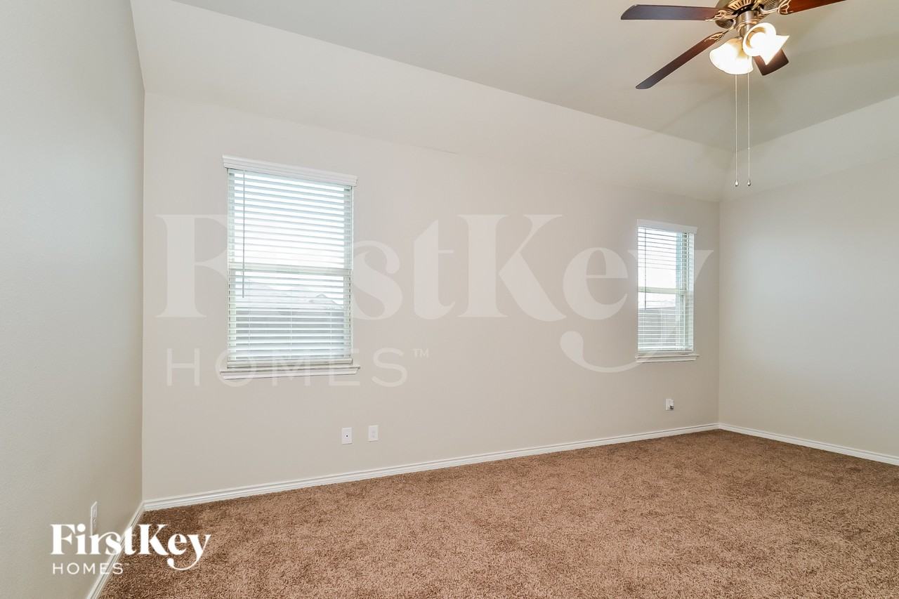 4604 Essonite Rd - Photo 7 of 16