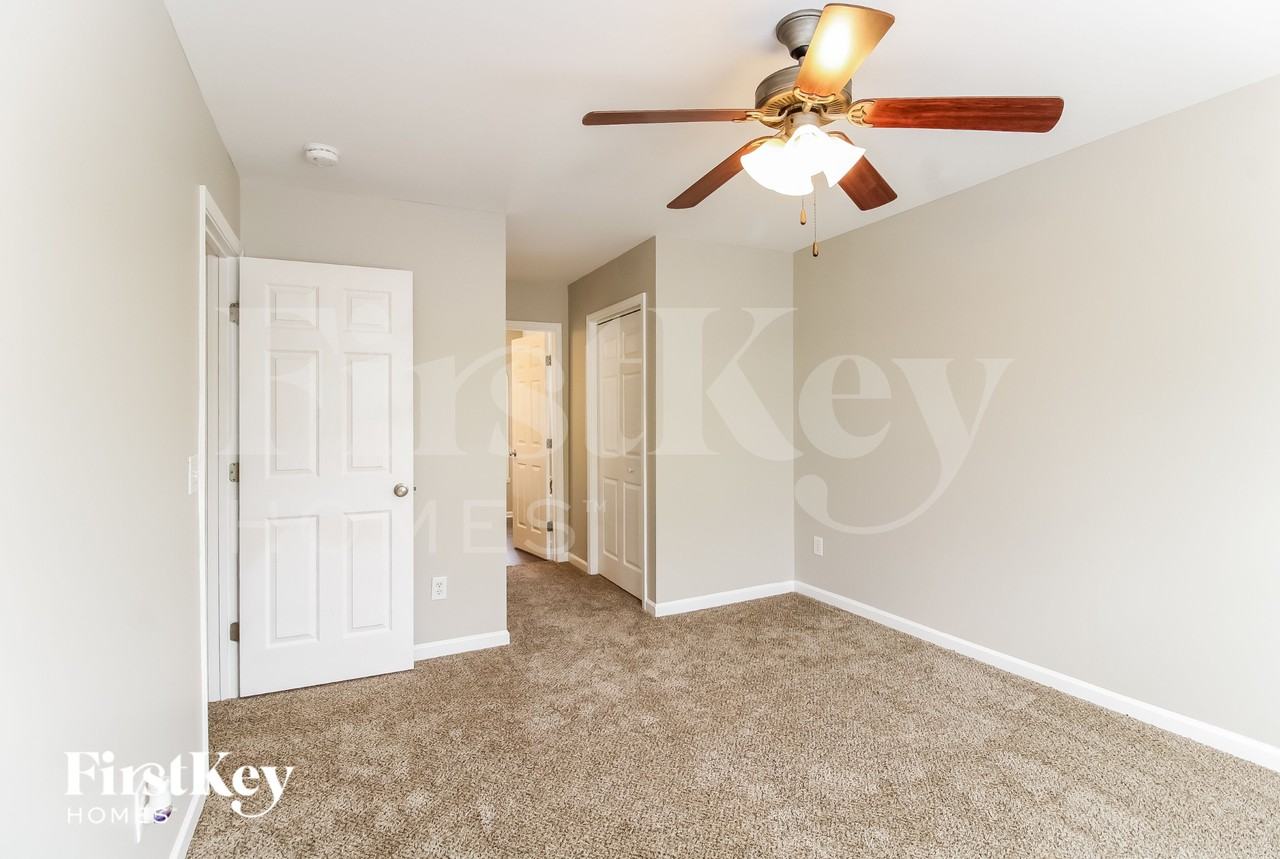5110 Thurston Ct - Photo 7 of 15