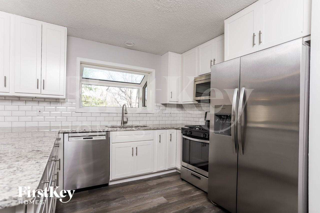 21 Gourdon Ct - Photo 5 of 15