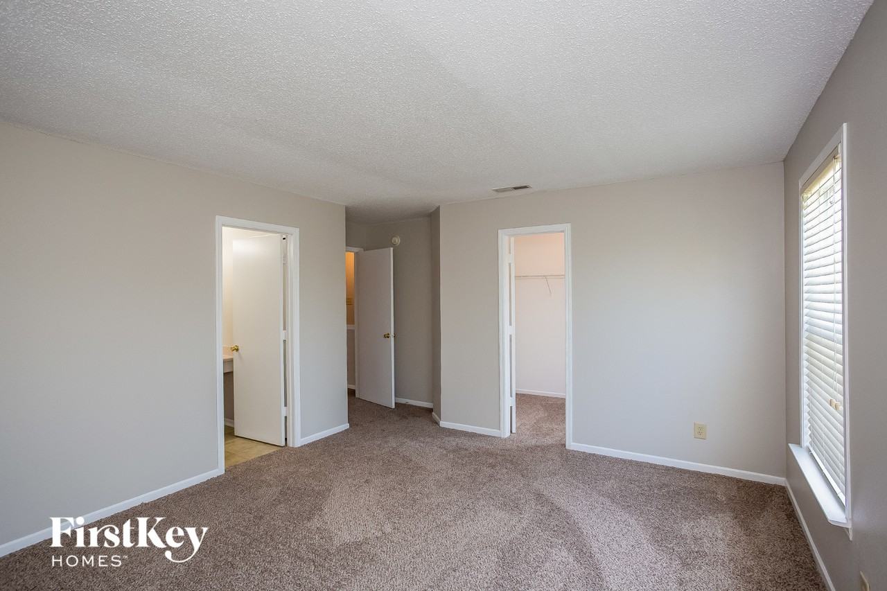 14410 Banister Dr - Photo 6 of 15