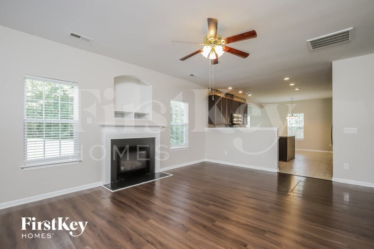 3604 Peterford Dr - Photo 2 of 15
