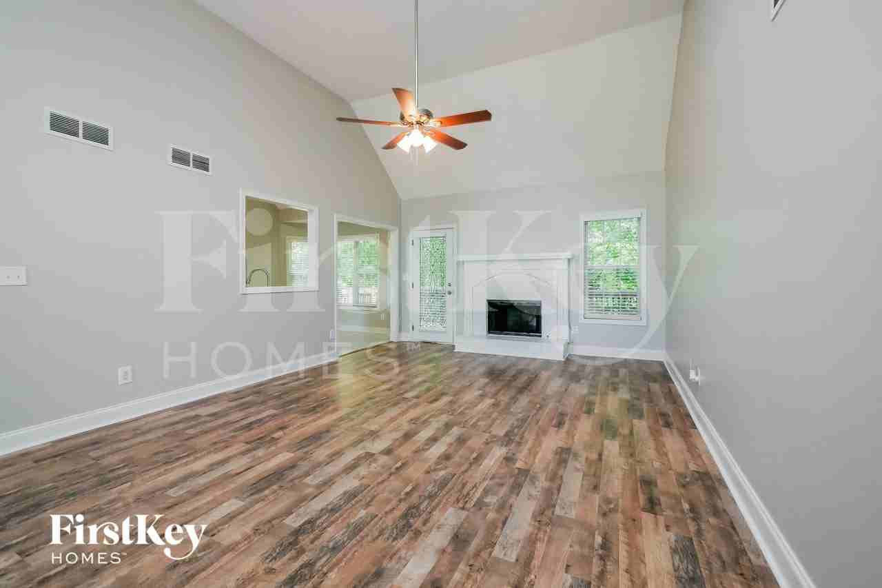 844 Windy Mill Ct - Photo 2 of 15