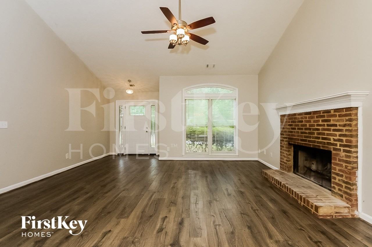55 Alcovy Way - Photo 2 of 15