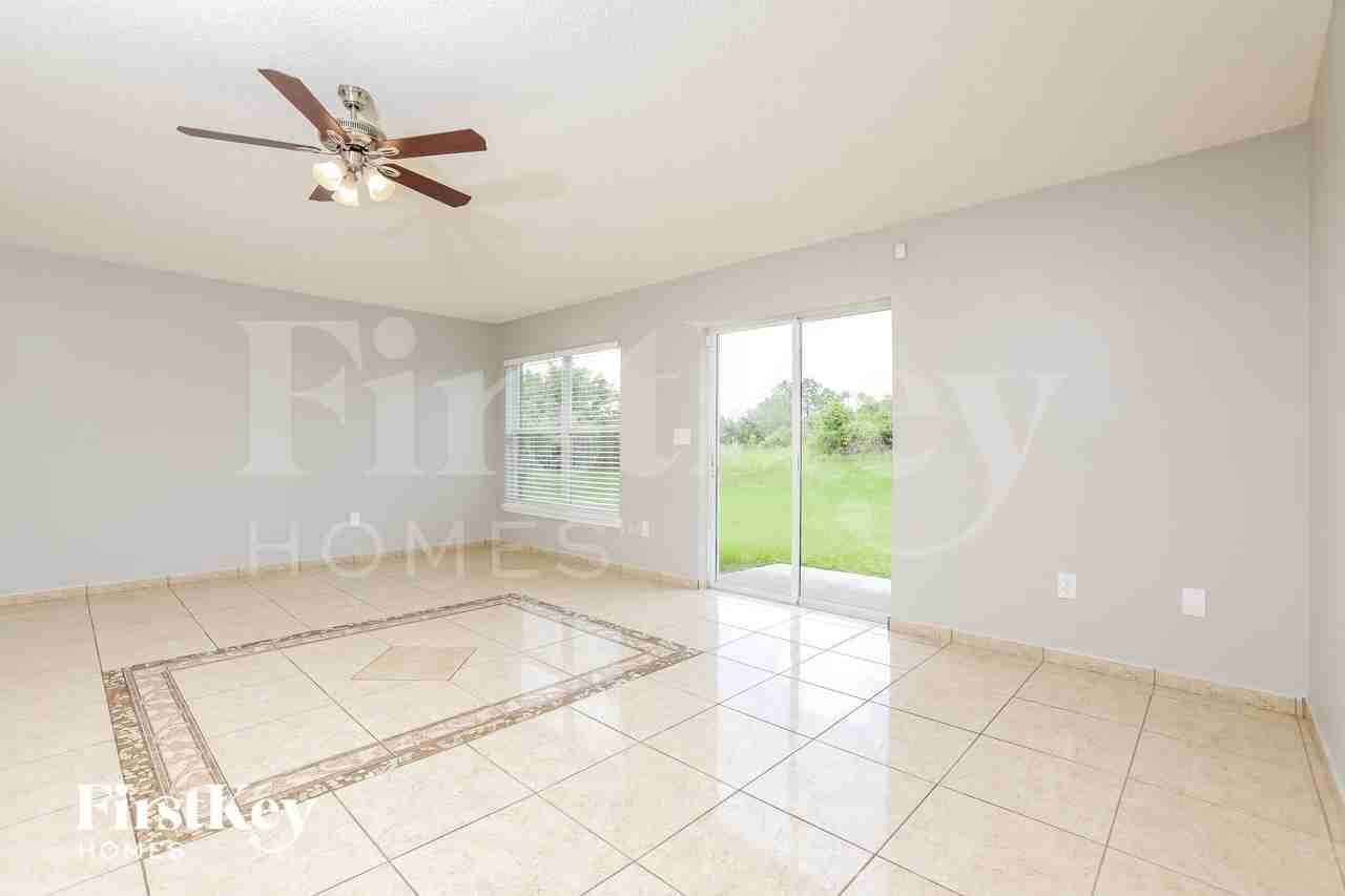 1739 Crowned Ave - Photo 4 of 16