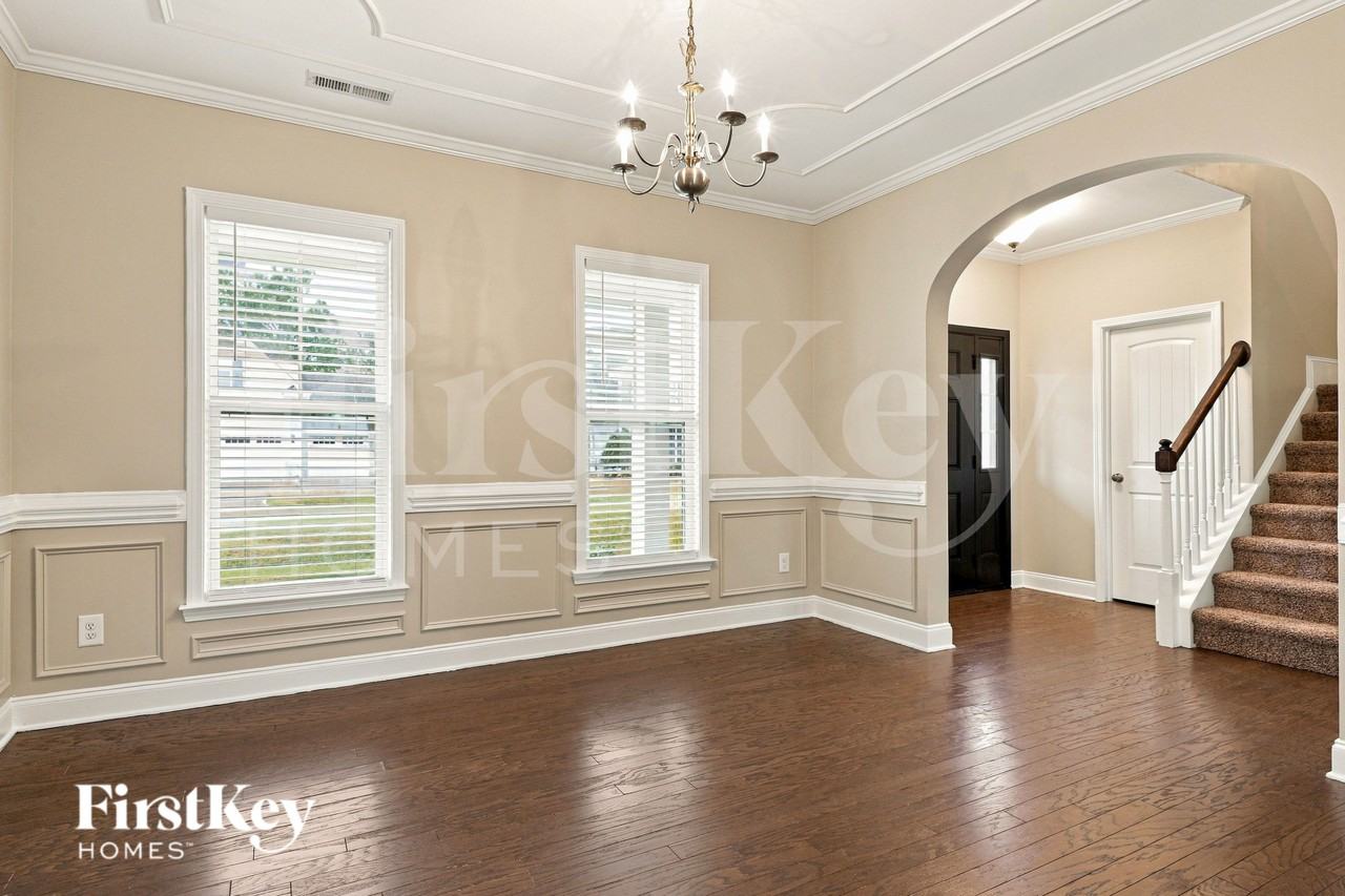 84 Waterpine Dr - Photo 5 of 19