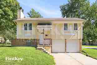 7901 Sunset Cir - Photo 1 of 1