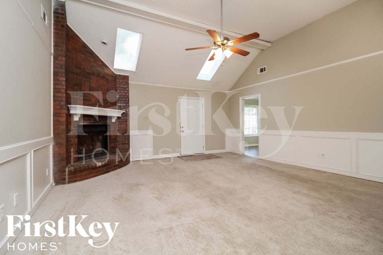 7364 Ashley Oaks Dr - Photo 4 of 15
