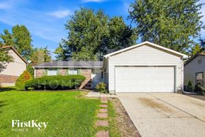 featured image of 5841 Democracy Dr