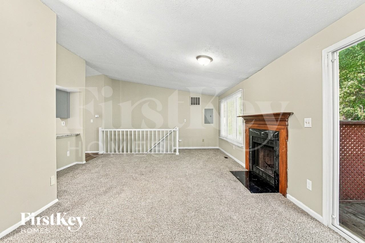 5841 Democracy Dr - Photo 6 of 19