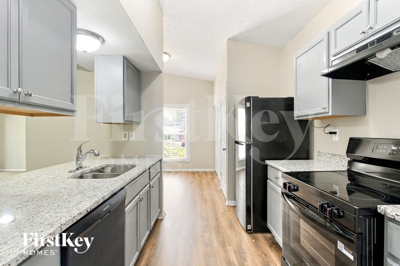 5841 Democracy Dr - Photo 7 of 19