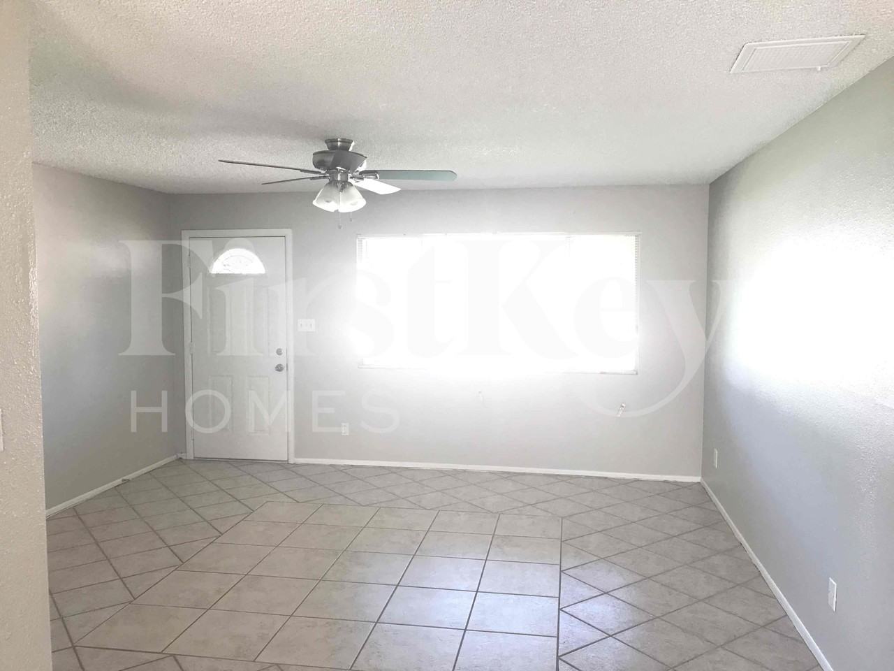 5219 W Sierra St - Photo 2 of 20