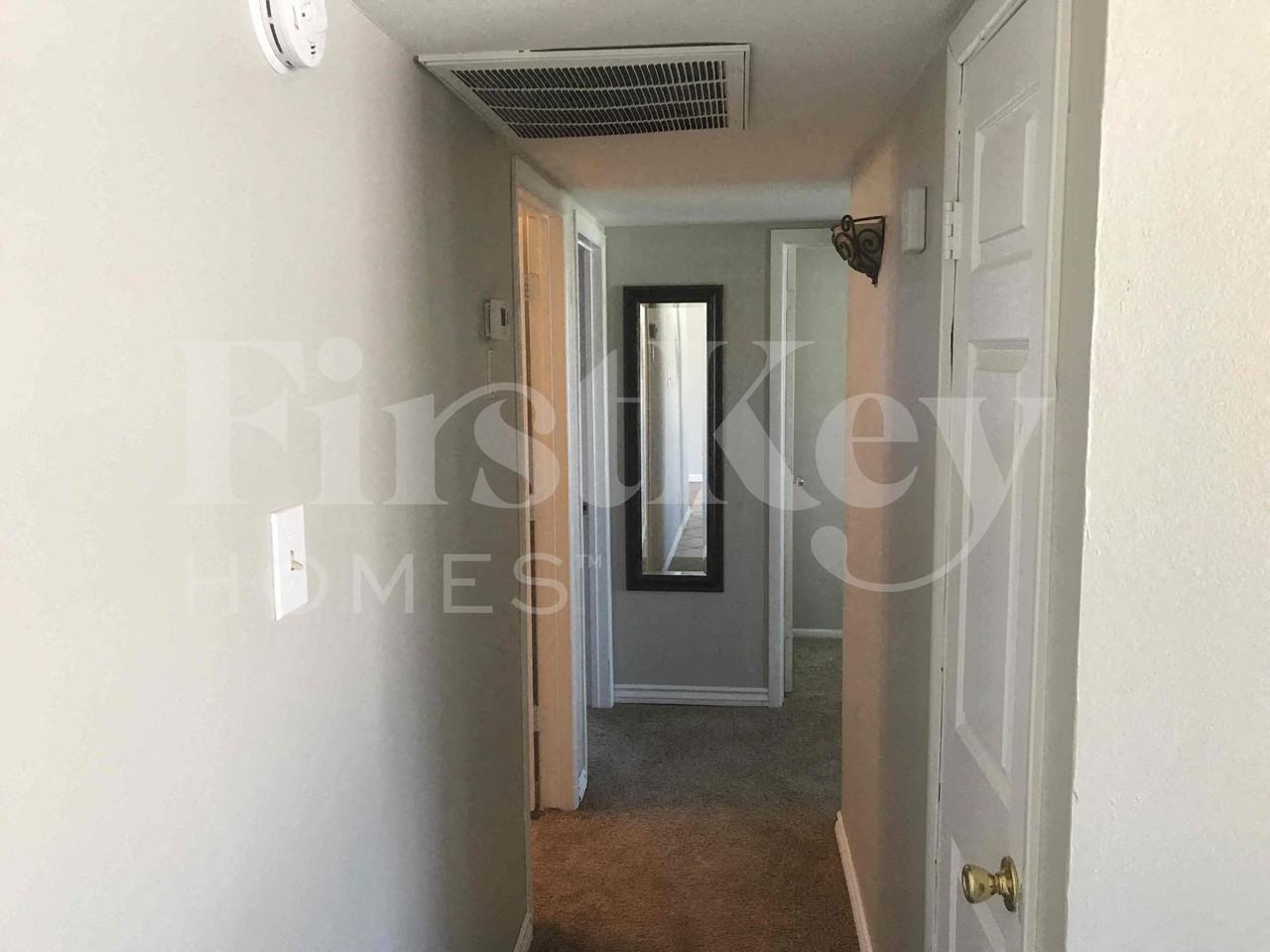 5219 W Sierra St - Photo 7 of 20