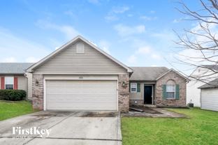 442 Grand Woods Dr - Photo 1 of 1