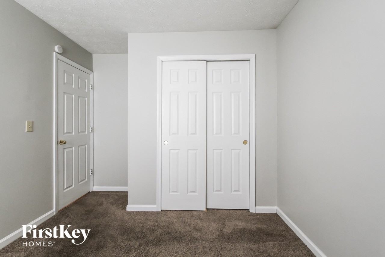 442 Grand Woods Dr - Photo 6 of 15