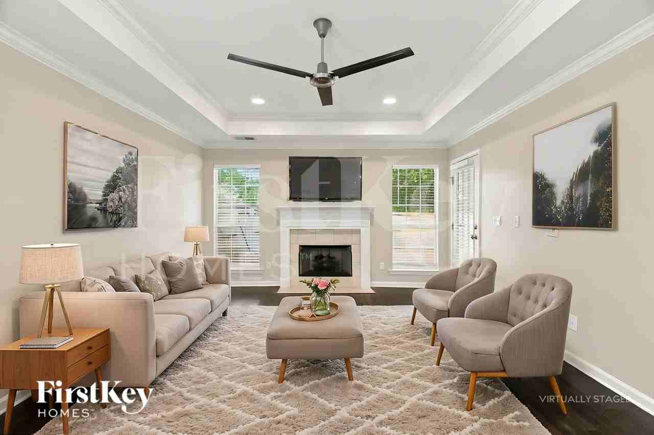 4248 Fieldstone Way - Photo 4 of 19