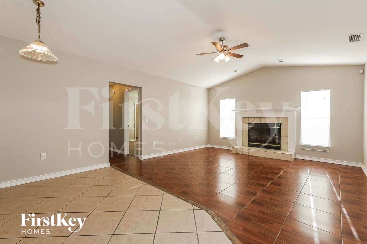 3873 Laurel Branch Ct - Photo 4 of 16