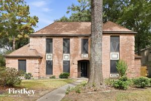 featured image of 2511 Riverlawn Dr