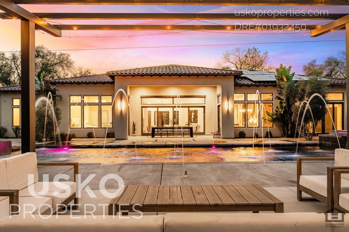 5331 Barton Rd - Photo 4 of 40