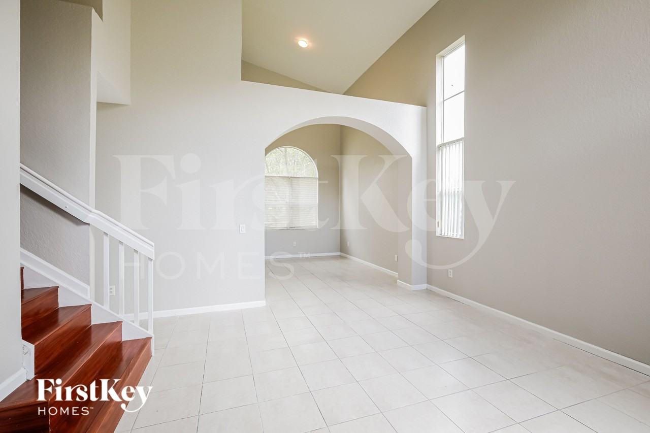 2222 Portofino Ave - Photo 2 of 16