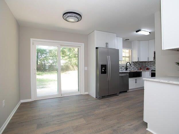 2937 Sholtz Ave - Photo 5 of 13