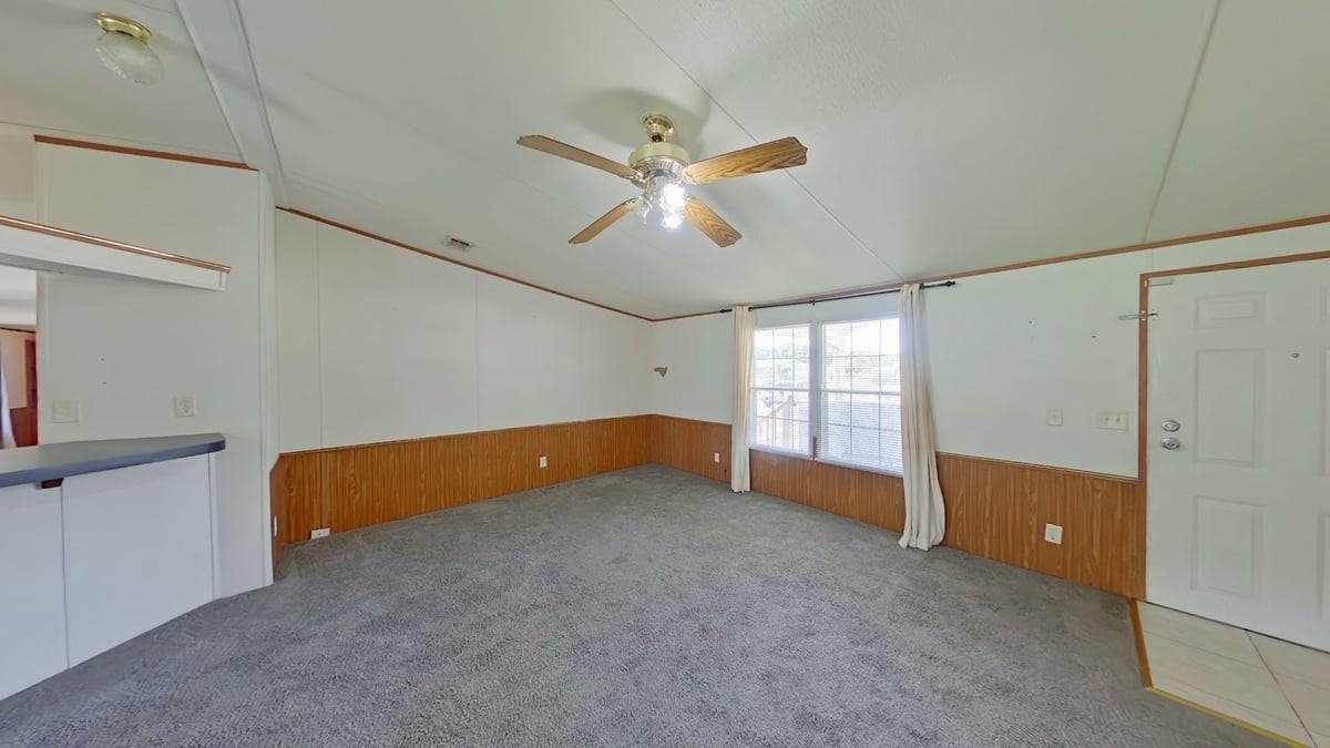 8204 Verano St - Photo 4 of 20